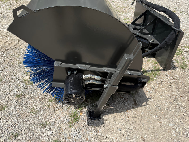 Load image into Gallery viewer, 72 INCH CID X-TREME MANUAL ANGLE BROOM
