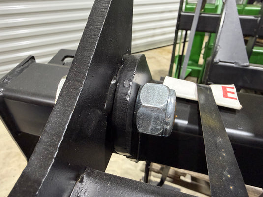 Grapple Claw Greasable Bolt