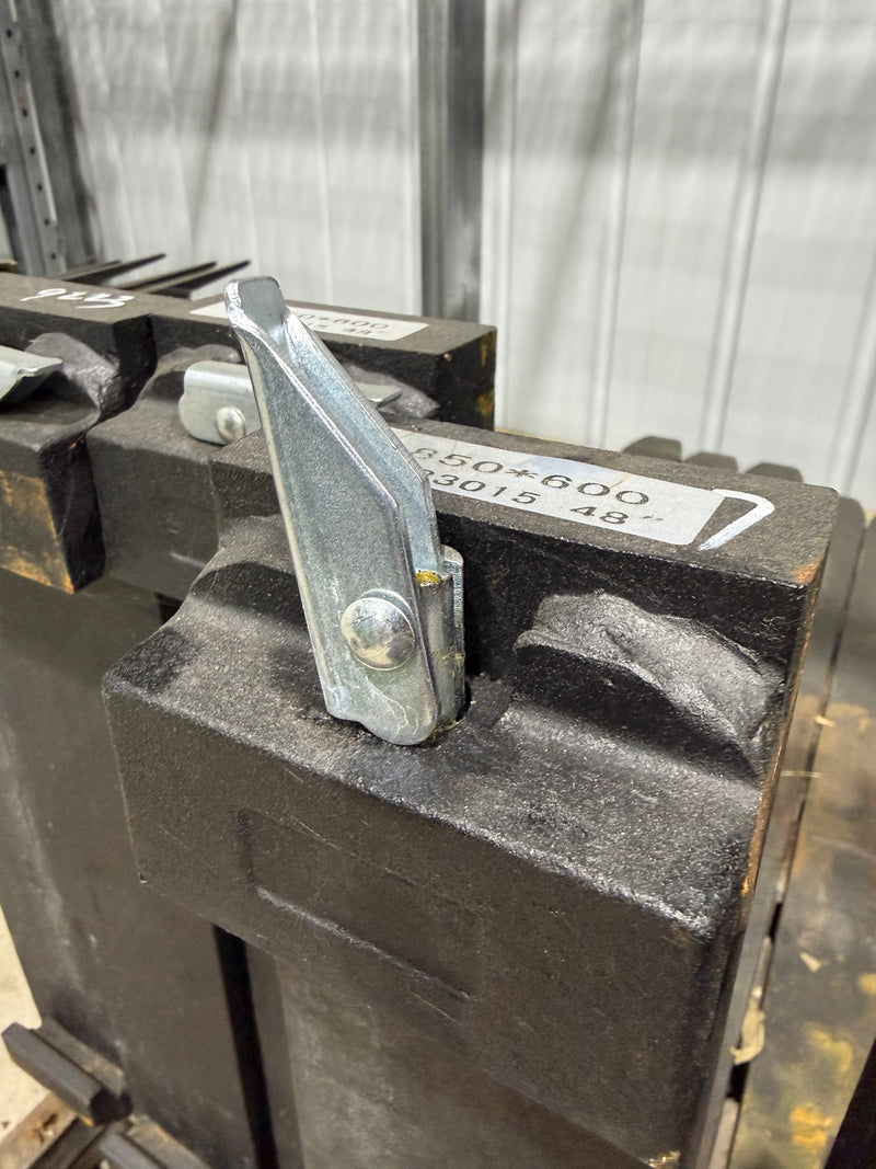 Load image into Gallery viewer, Pallet Fork Locking Pin Kit

