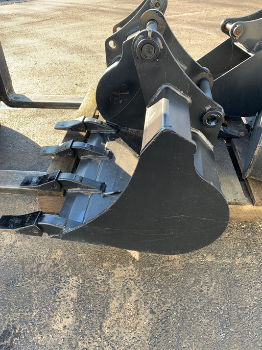 12 Inch Backhoe Bucket
